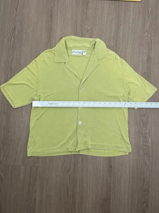 Chico’s Private Edition Light Green Button Top - Picture 5 of 7